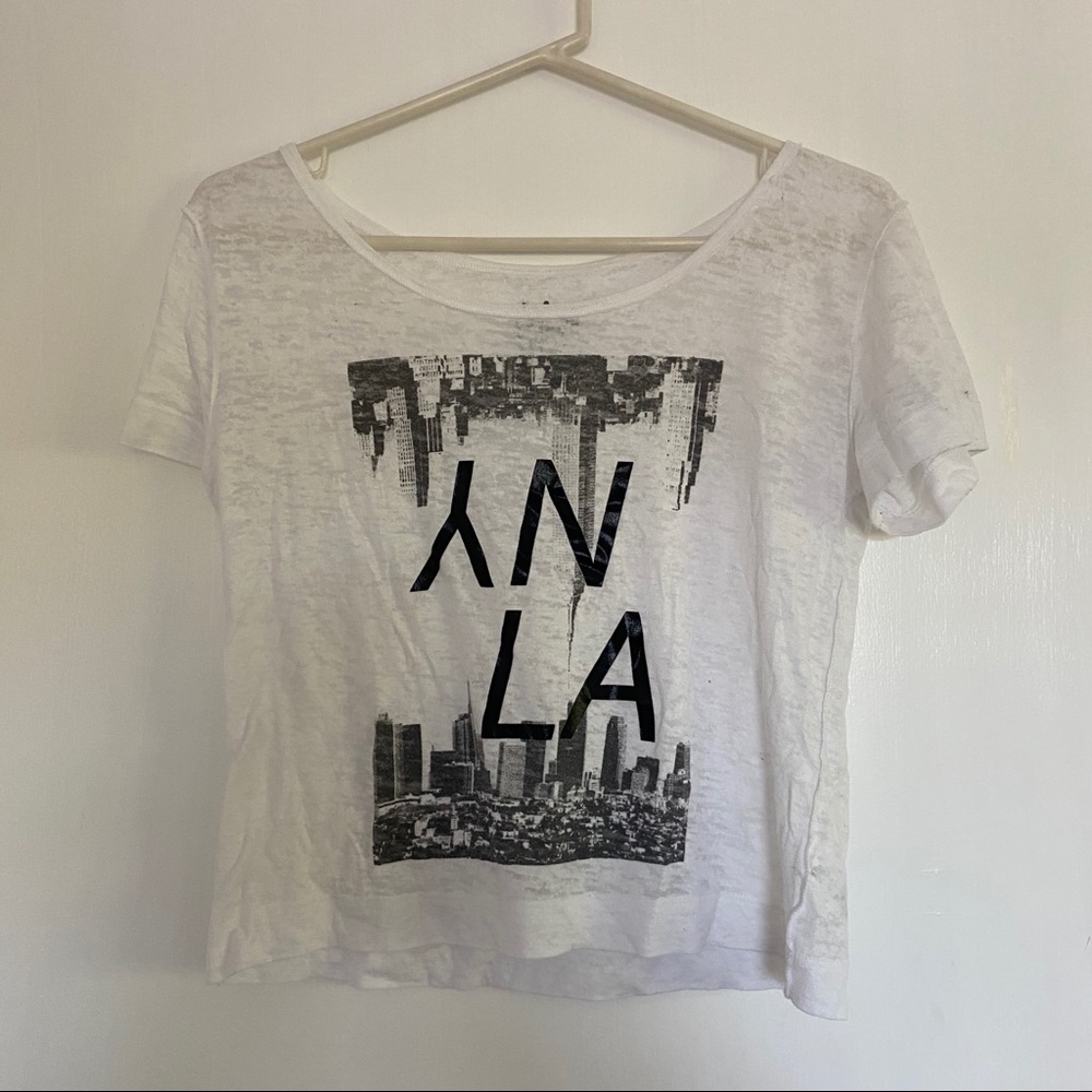 small relaxed fit t-shirt